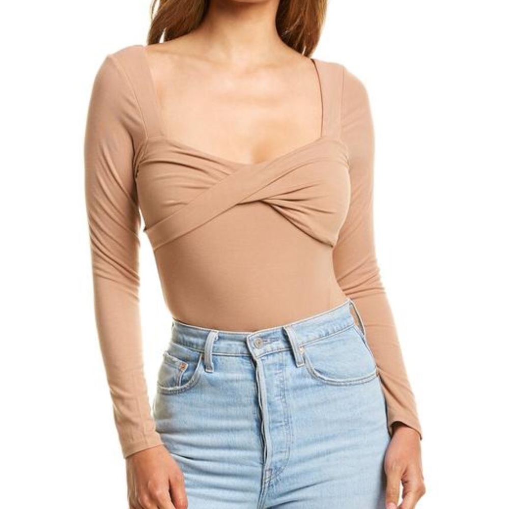NWT Astr The Label Twist Front Bodysuit in Taupe